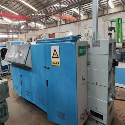 Gibt es Kundendienstleistungen für gebrauchte Kunststoffrohrextruder?